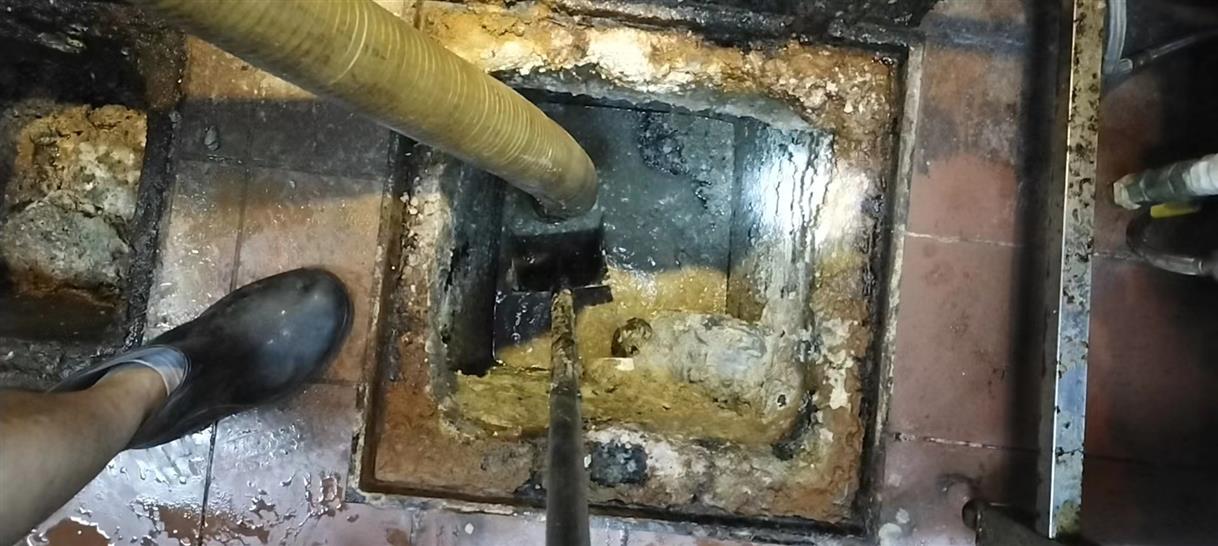 晋源污水池清理一般都有毒气，怎么预防中毒呢？